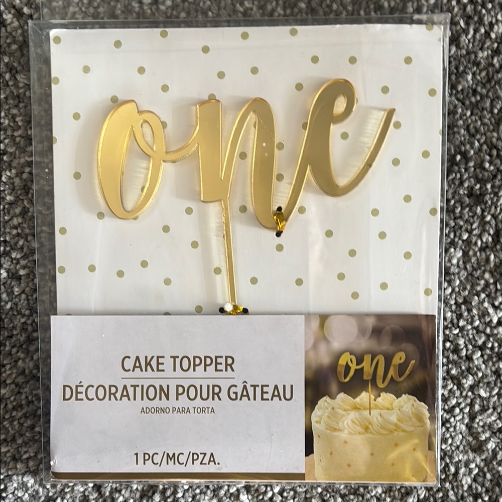 Gold Metallic Cake Toppers for Elegant Celebrations